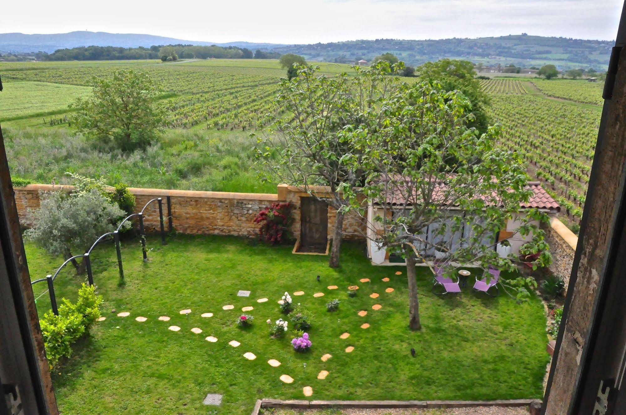 Le Clos Du Cher En Beaujolais Saint-Germain-Nuelles Exterior photo